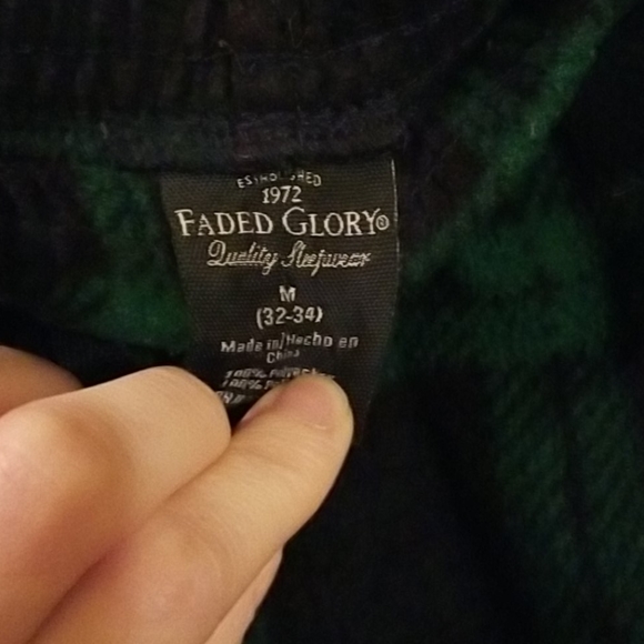 Black and green mens sweatpants - Picture 3 of 6